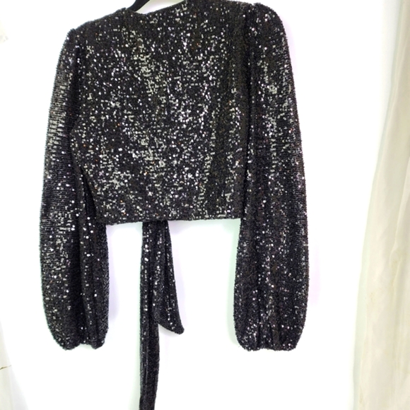 Showpo. black sequin crop jacket top tie front Size 10 - Picture 4 of 13